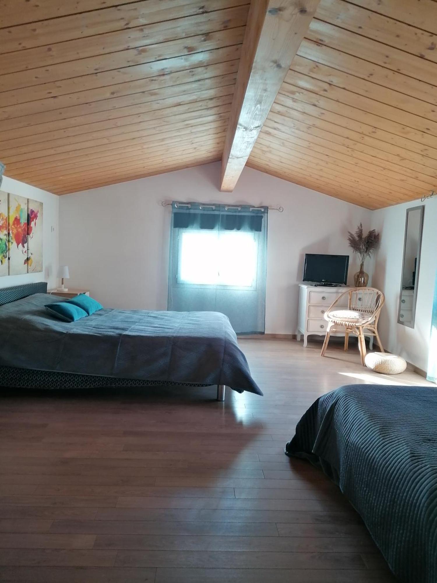Chambre Familiale "Le Pecher" Saillans  Cameră foto